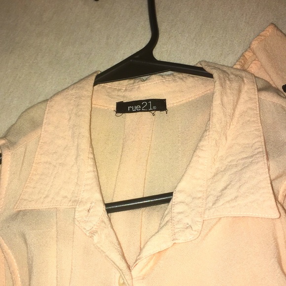 Sleeveless button up tank top - Picture 5 of 5